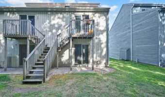 424 Emmett St APT K, Bristol, CT 06010