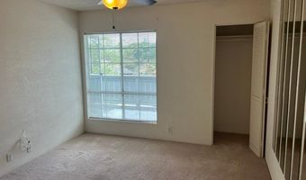 284 Mananai Pl 3S, Honolulu, HI 96818