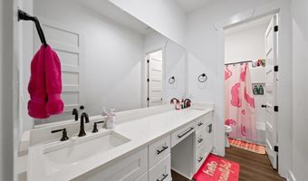 1380 Cronic Town Rd, Auburn, GA 30011