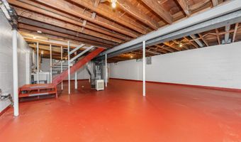 1025 Western Dr, Ann Arbor, MI 48103