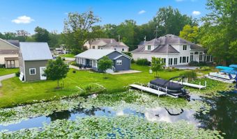 300 Lane 195 Crooked Lk, Angola, IN 46703