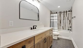 6129 NE Sherman Dr, Ankeny, IA 50021