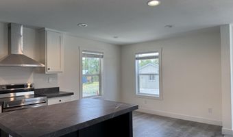 1 Corral Ln #38, Ashland, OR 97520