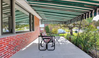 203 MAYER St, Reading, PA 19606