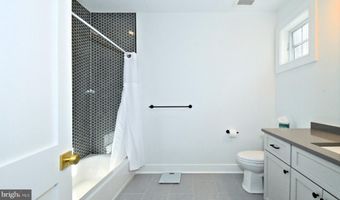 10 RICHARDS Way, Ambler, PA 19002