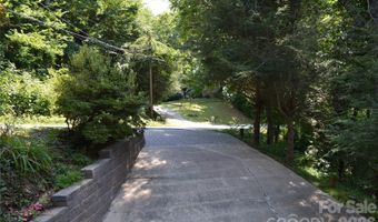 184 Laurel Rd, Arden, NC 28704