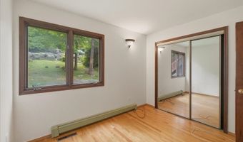 17 Village Way 6, Alloway, NJ 07462