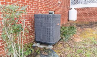 2365 Police Tower Rd, Appomattox, VA 24522