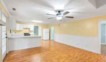 157 Flat Rock Ln, Aberdeen, NC 28315