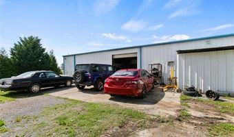 24 Hardwood Ridge Pkwy, Adairsville, GA 30103