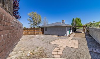 208 SWIRE HEIGHTS Dr, Aztec, NM 87410