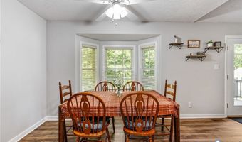 244 Parkwood Dr, Aylett, VA 23009