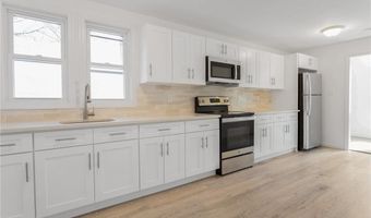 33 William St, Danbury, CT 06810