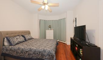 64 Bremen St, Boston, MA 02128
