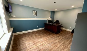 1315 S Belfast Ave, Augusta, ME 04330
