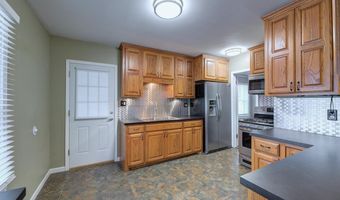 411 W Chestnut Ave, Arkansas City, KS 67005