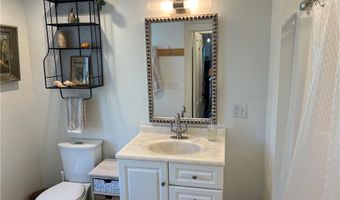 400 Paradise Ave, Middletown, RI 02842