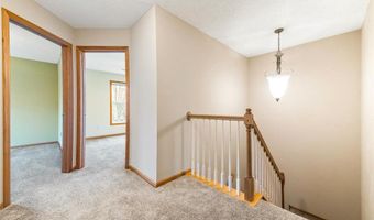 15726 Frisian Ln, Apple Valley, MN 55124