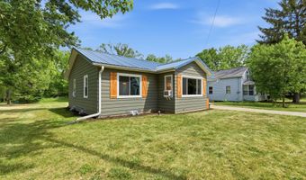 5209 S County Road D, Afton, WI 53501