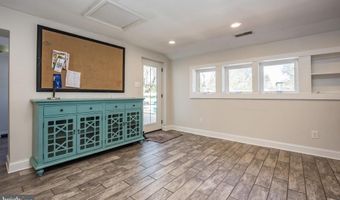 820 SHARPLESS Rd, Hockessin, DE 19707