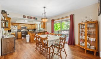 240 Bent Tree Ct, Andover, KS 67002