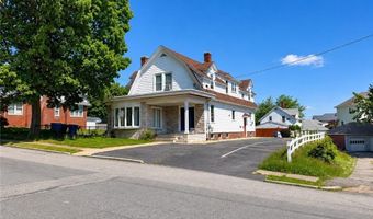 380 Farmington Ave 2R, Cranston, RI 02920