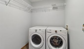 708 13th St SW, Altoona, IA 50009