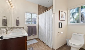 66-166 Waialua Beach Rd A, Haleiwa, HI 96712