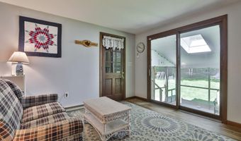 15 Edinburgh Dr, Bedford, NH 03110