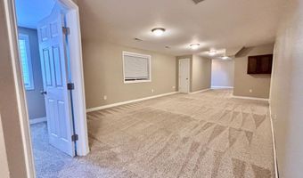 280 Juniper St, Buffalo, WY 82834