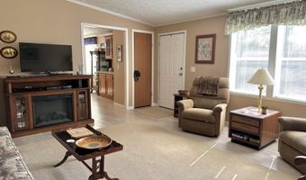 7763 Lagoon Dr, Alanson, MI 49706