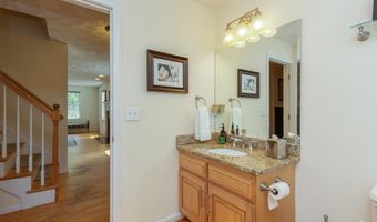 17 Keneson St, Billerica, MA 01821