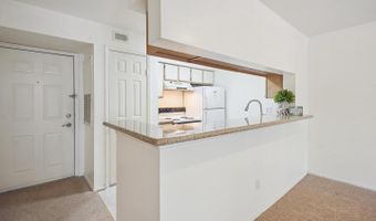 3313 WYNDHAM Cir #2216, Alexandria, VA 22302