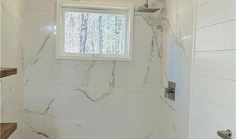 72 Overlea Rd, North Smithfield, RI 02896