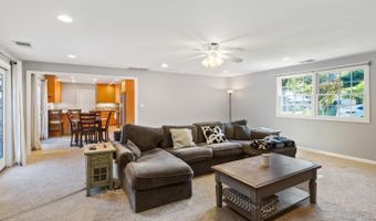 3464 Wallace Rd, Santa Rosa, CA 95404
