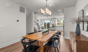 42131 SHINING STAR Sq, Ashburn, VA 20148