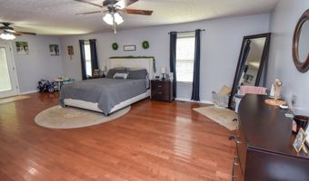 1579 Van Buren Rd, Barnesville, GA 30204