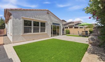 945 W YELLOWSTONE Way, Chandler, AZ 85248