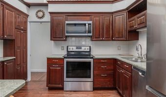 84 Hickory Dr, East Greenwich, RI 02818