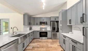 2735 NE 127TH Pl, Anthony, FL 32617