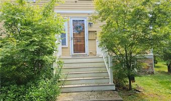 49 Merton Rd 2, Newport, RI 02840