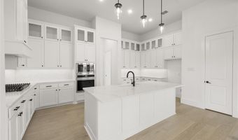 737 Meridian Dr, Aledo, TX 76008