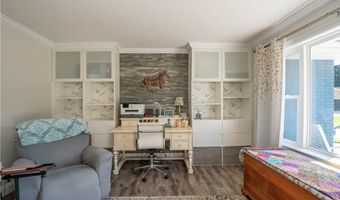 374 Woodlawn Reserve Rd, Akron, OH 44305