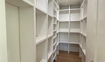 8908 MOHAWK Ln, Bethesda, MD 20817
