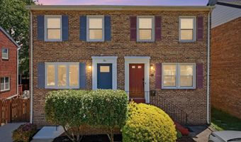 19 E MYRTLE St A, Alexandria, VA 22301