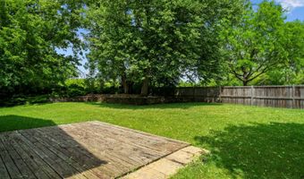 1316 W MEADE Ln, Arlington Heights, IL 60004