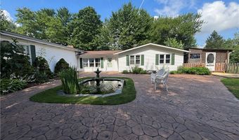 385 Cochran Rd, Aurora, OH 44202
