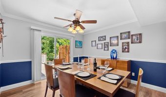 106 Hollyleaf Dr, Ballwin, MO 63021