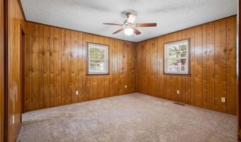 605 7th St, Barling, AR 72923
