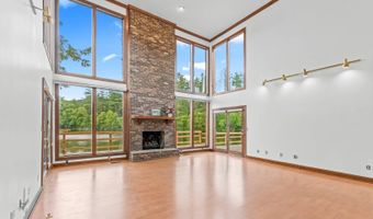 106 DK Ranch Ln, Ashland, KY 41102